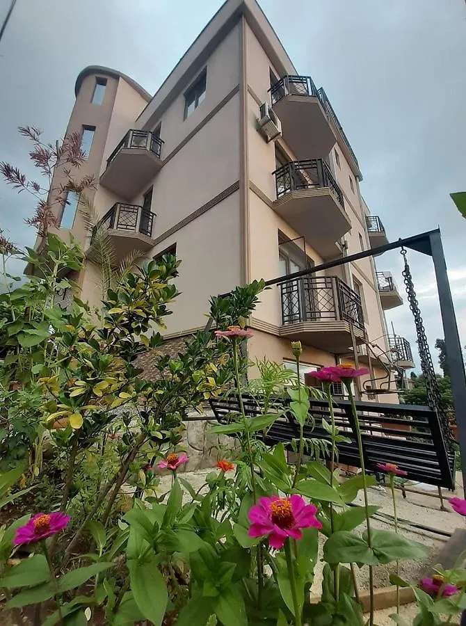 Green Yard Hotel Batumi